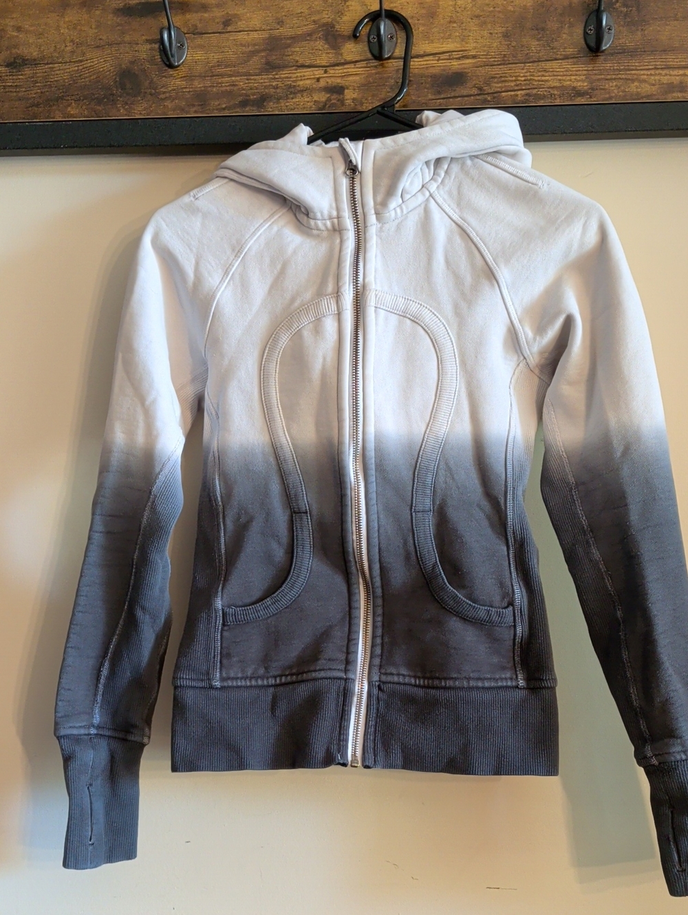 lululemon athletica Womans Special Edition Scuba - White to Charcoal